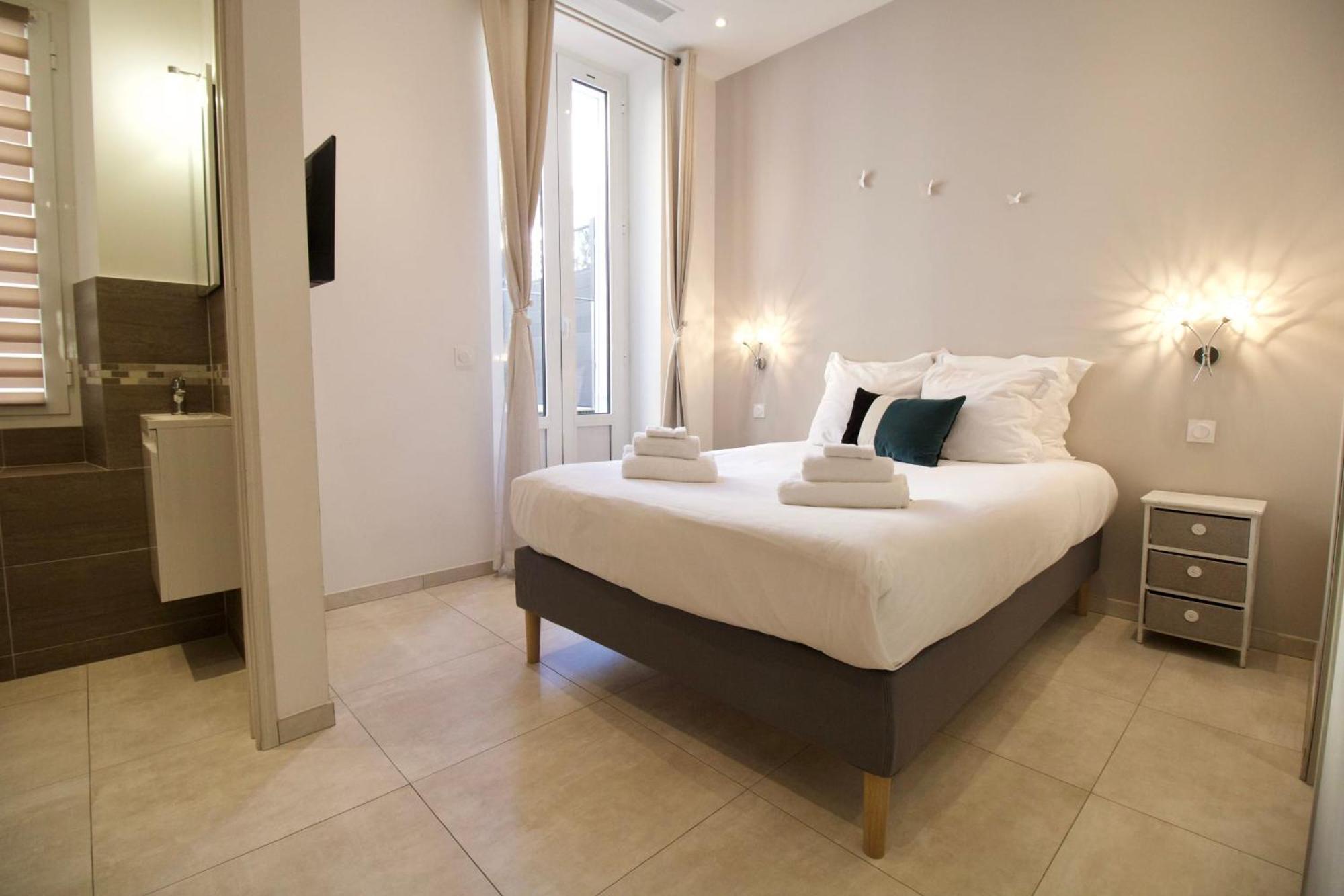 Chic 4 In The Heart Of Amazing Terrace!