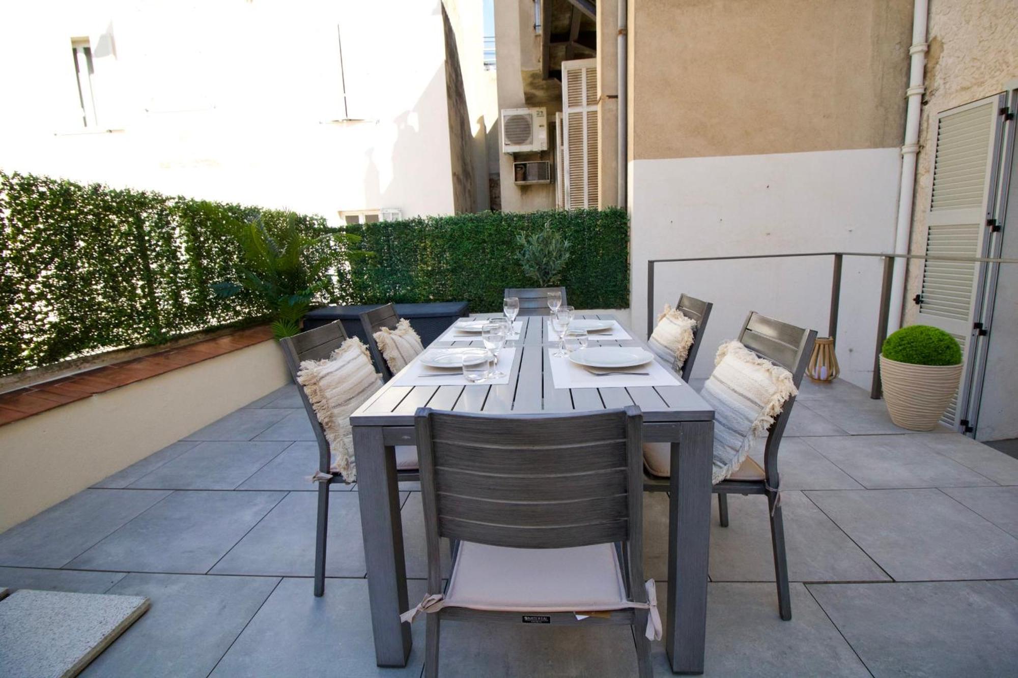 Chic 4 In The Heart Of Amazing Terrace!